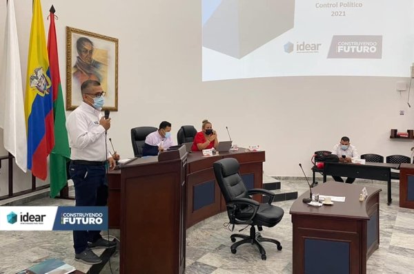 Idear cumplió la cita con la duma departamental en Control Político